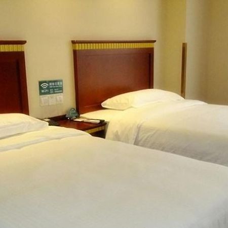 Greentree Inn Chongqing North Railway Station Express Hotel 외부 사진