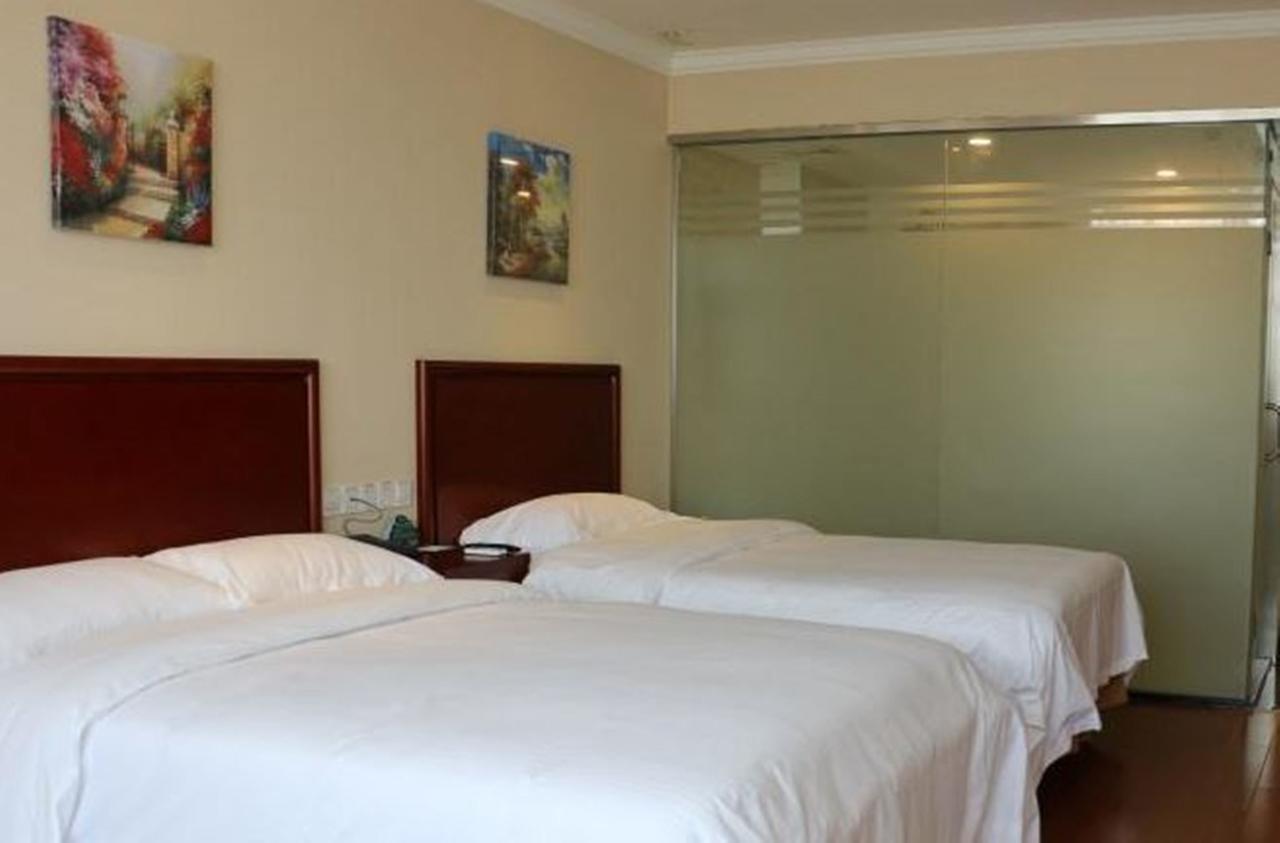 Greentree Inn Chongqing North Railway Station Express Hotel 외부 사진
