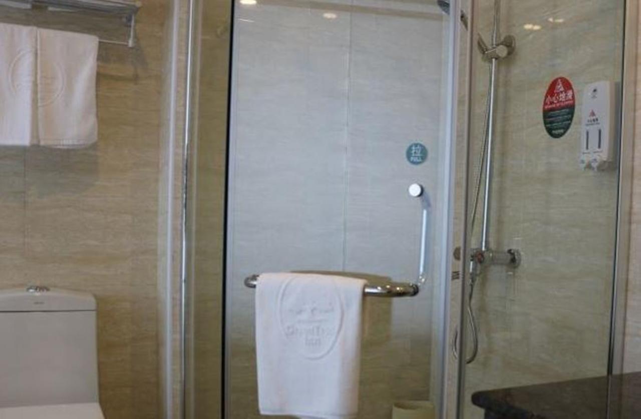 Greentree Inn Chongqing North Railway Station Express Hotel 외부 사진